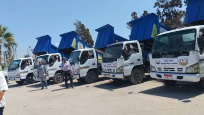رئيس جهاز دمياط الجديدة يشهد اصطفاف معدات شركة النظافة 