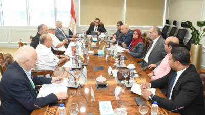 وزير الإسكان يلتقي رئيس وأعضاء جمعية مستثمري 6 أكتوبر