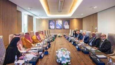 الفريق كامل الوزير يبحث مع وزيرا النقل والصناعة السعوديات إقامة مشروعات مشتركة