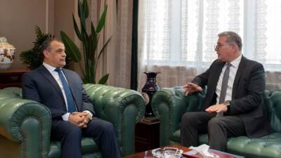 البترول والإنتاج الحربي يبحثان تحويل 2262 أتوبيسًا للعمل بالغاز الطبيعي