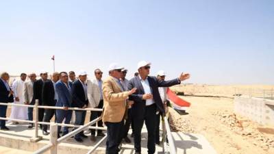 الشربيني يتفقد مشروع توسعات محطة معالجة صرف صحي مرسى مطروح