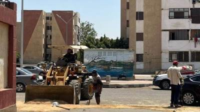 رئيس جهاز الشروق: بدء تنفيذ خطة شاملة لرفع كفاءة الطرق وصيانة الأرصفة