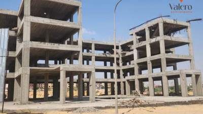 شركة Valero Developments تنهي الهيكل الخرساني لمشروع «CIRCLE 9 MALL» بالعبور الجديدة