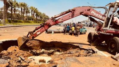 جهاز القاهرة الجديدة: انتهاء إصلاح كسر خط المياه وإعادة الضخ للمناطق المتأثرة