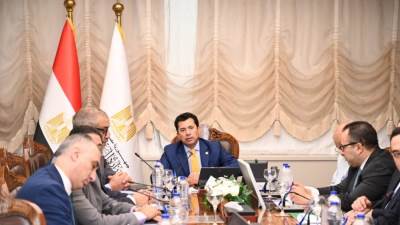 صبحي يجتمع بمديري المديريات لوضع الآليات التنظيمية لقانون الرياضة الجديد