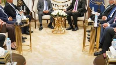 مصرف أبوظبي الإسلامي يبحث مع هيئة الرعاية الصحية تعزيز الاستثمار بالقطاع الصحي