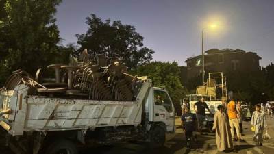 رئيس جهاز الشروق: تحرير 25 محضرًا وإزالة التعديات بمحيط المولات والمراكز الخدمية