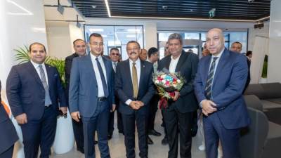 رئيس جهاز المنصورة الجديدة يفتتح فرع البنك الأهلي المصري بالمدينة
