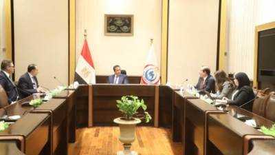 وزير الصحة يبحث مع شركة "بايوجينرك فارما" دعم قطاع الرعاية الصحية