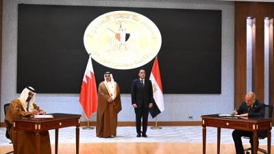 مصر والبحرين توقعان 8 مذكرات تفاهم اقتصادية