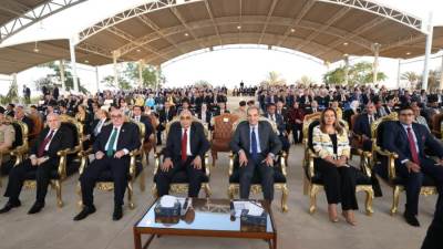 وزيرا الاتصالات والعدل يشهدات تخرج دفعة من برنامج سفراء الذكاء الإصطناعي