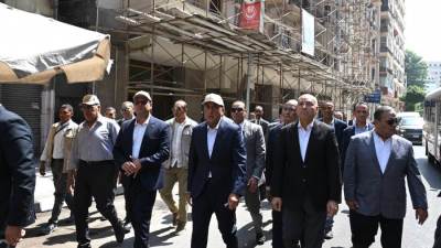 رئيس الوزراء يتفقد مشروع تحسين الصورة البصرية للقاهرة الخديوية