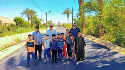 محافظ أسيوط يعلن الانتهاء من رصف طريق عرب مطير - العقال البحري