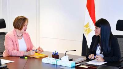 وزيرة التخطيط: الحكومة وفرت بيئة جاذبة للاستثمار وأزالت كافة المعوقات
