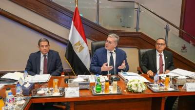 وزير البترول يترأس اجتماع الجمعية العامة للشركة المصرية للغازات الطبيعية "إيجاس"