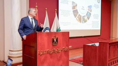 وزير البترول: قطاع البتروكيماويات يمثل فرصًا عظيمة أمام الشركات العالمية