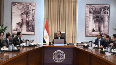 رئيس الوزراء يتابع مع وزير الرياضة ملفات عمل الوزارة