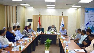 أسماء مخلوف تعقد اجتماعًا موسعًا مع جهاز المشروعات والمستثمرين