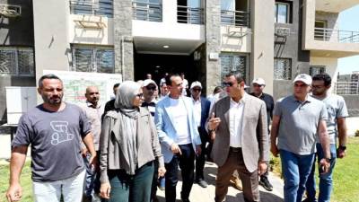 الشربيني يتفقد سير العمل بمشروع « جنة 4» بالشيخ زايد