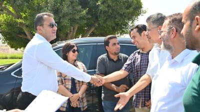 رئيس جهاز العاشر يسلم مواقع المرحلة الرابعة من القطار الكهربائي LRT للشركات المنفذة