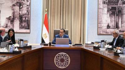 رئيس الوزراء يتابع فض التشابكات المالية بين جهات الدولة وبنك الاستثمار القومي