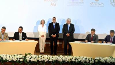 اتفاقية تعاون بين "اليونسكو والتعليم العالي" لتعزيز التعاون الأكاديمي الدولي