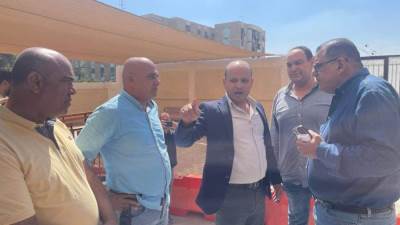 خالد سرور: نستهدف تحسين جودة الخدمات وتسريع عمليات التراخيص بالمدن الجديدة