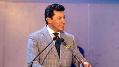 وزير الرياضة يشهد احتفالية استقبال كأس الأمم الافريقية في مصر