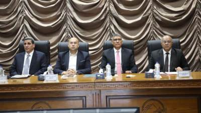 النجار يبحث مع مستثمري المناطق الصناعية مبادرات وحلول بنكية لدعم وتمويل المصانع