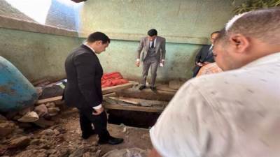 سرداب 6 متر.. النيابة تعاين مكان التنقيب عن الآثار بمكتب صحة دشنا