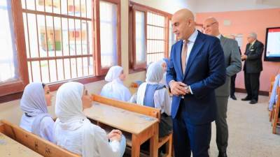توجيه عاجل من وزير التعليم للمعلمين بشأن المناهج الجديدة