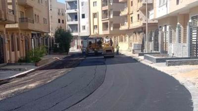 وزير الإسكان يتابع أعمال تطوير "محور محمد بن زايد" بالقاهرة الجديدة