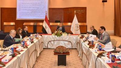 وزير التموين يترأس اجتماع مجلس إدارة اللجنة العامة للمساعدات الأجنبية