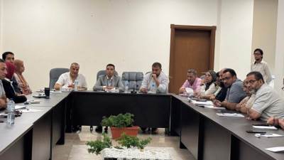 رئيس جهاز حدائق العاصمة يبحث زيادة المواصلات وحل مشكلات المرافق والخدمات بالمدينة