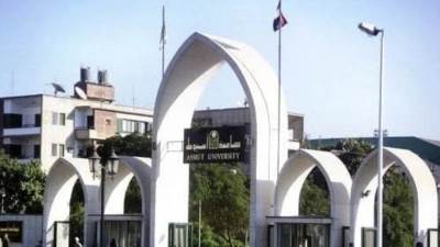 جامعة أسيوط: إدراج 44 عالمًا ضمن قائمة ستانفورد الأمريكية