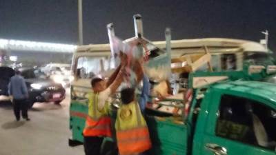 جهاز حدائق أكتوبر يقود حملة مسائية لإزالة الإشغالات بشوارع ومداخل المدينة