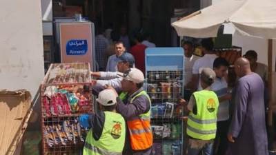 «عبد المقصود»: إزالة إشغالات المولات والكافيهات وتحرير محاضر للمخالفين بأكتوبر الجديدة