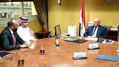 "الصناعة" تبحث إقامة مجمع متكامل لـ"الصناعات النحاسية والمعدنية باستثمارات 2 مليار جنيه