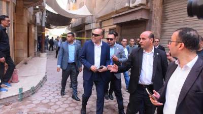 وزير العمل ومحافظ الغربية يزوران ضحايا حادث حريق مصنع بالمحلة الكبرى