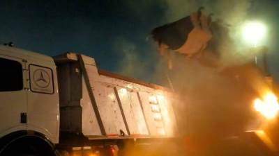 النجار: رفع 3000 طن مخلفات هدم وبناء من شارع ريحان بالهرم