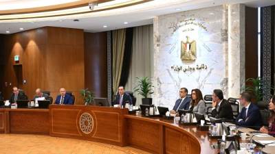 رئيس الوزراء يتابع جهود النهوض بصناعة الحديد والصلب في مصر