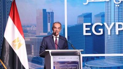 طلعت: الاستراتيجية الوطنية للمدن الذكية تمثل رؤية وطنية شاملة لبناء مجتمع عصري