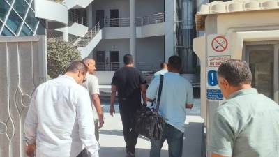 جهاز القاهرة الجديدة يضبط وصلات مياه خلسة ويحصّل مديونيات مصانع المنطقة الصناعية 