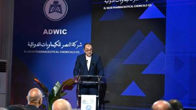شيمي: نعمل على تصنيع الأدوية والمواد الخام بأيدٍ مصرية وبمعايير جودة عالمية