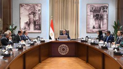 تفاصيل اجتماع رئيس الوزراء بـ"لجنة إدارة الدين العام الخارجي" اليوم