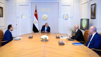 الرئيس السيسي يوجه بصرف حافز التدريس للمعلمين بداية من نوفمبر 2025