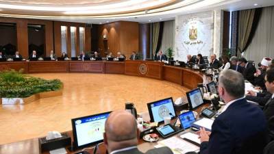 الحكومة: فوز "العناني" بمنصب مدير عام اليونسكو إنجاز تاريخي