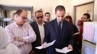 الصحة: تشكيل لجنة لتقييم الوضع الإنشائي لمستشفى قطور تمهيداً لتطويرها