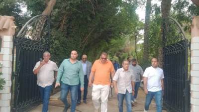 «الإسكان» تتابع ملفات تقنين الأراضي وتطوير البنية التحتية بمدينة الشروق