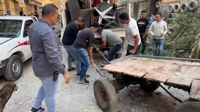 الجيزة: رفع إشغالات وتعديات الباعة والمحال التجارية بفيصل